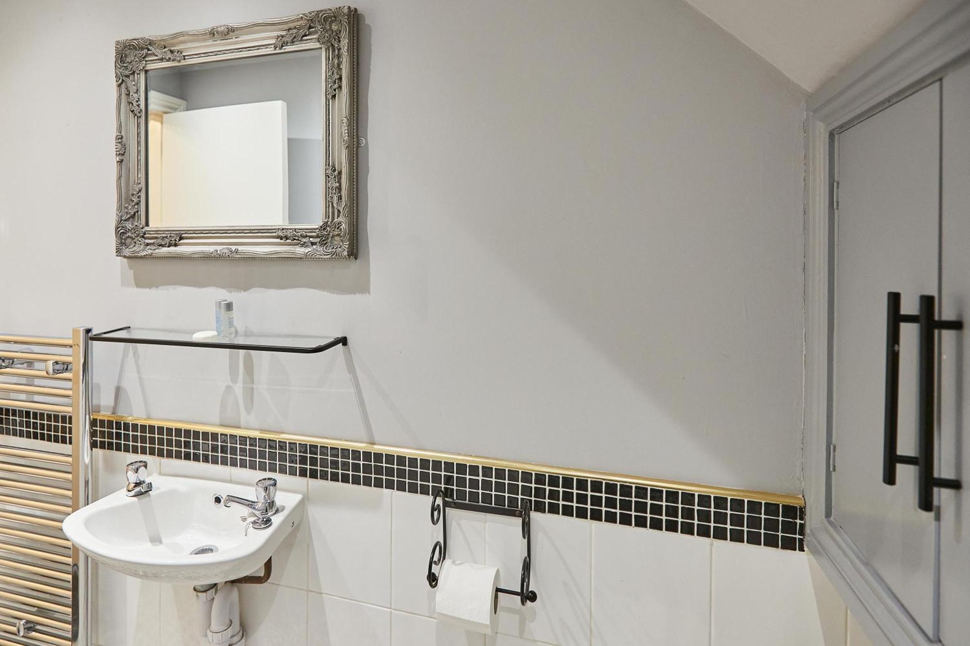 Glencoe Holiday Apartments Вітбі Номер фото